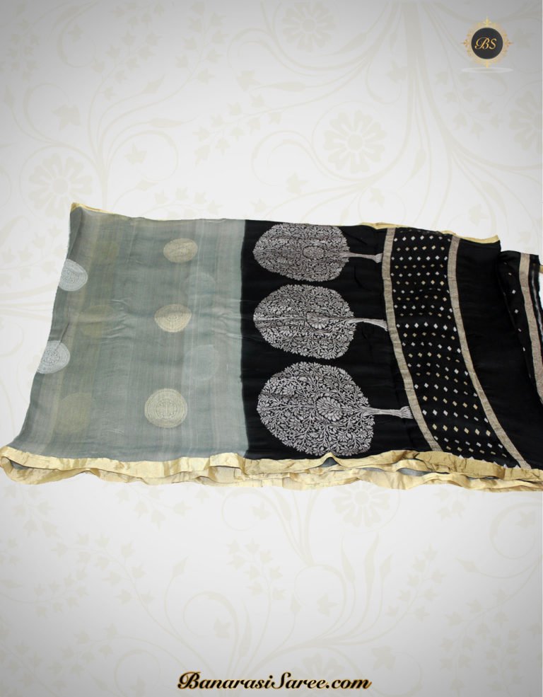 Pure Banarasi Tussar Silk Grey Color Lachha Border Saree - Image 2