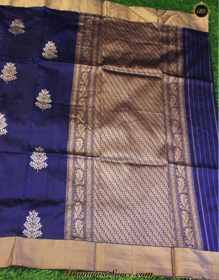 Pure Banarasi Handloom Katan Silk Dark Blue Color Saree - Image 5