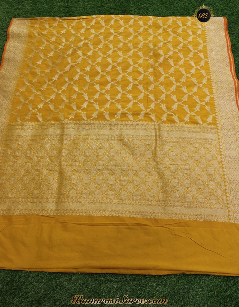 Banarasi Handloom Silk Yellow Color Saree - Image 2