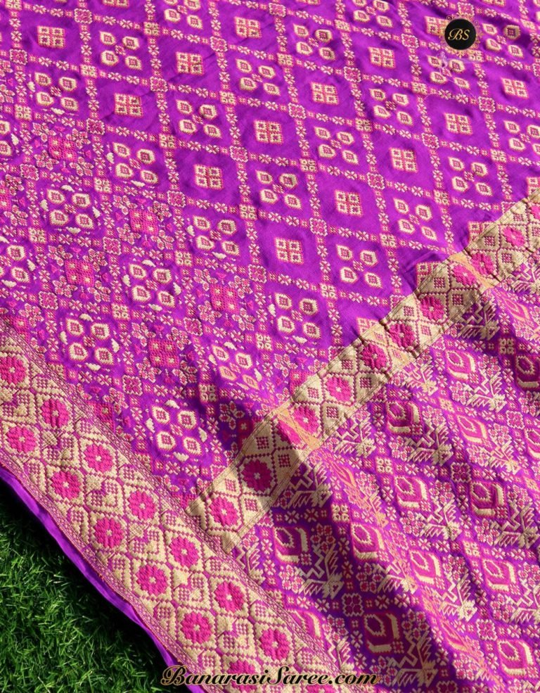 Pure Banarasi Handloom Khaddi Chiffon Purple Color Gharchola Saree - Image 2