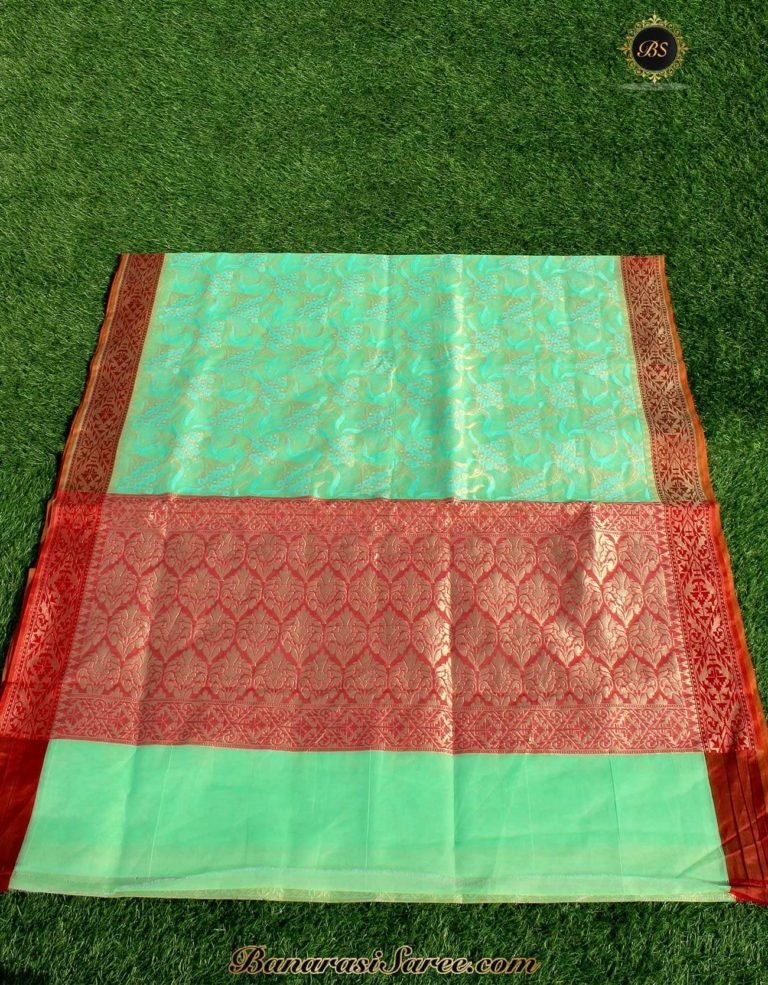 Banarasi Handloom Kora Silk golden zari and thread work Saree - Image 3