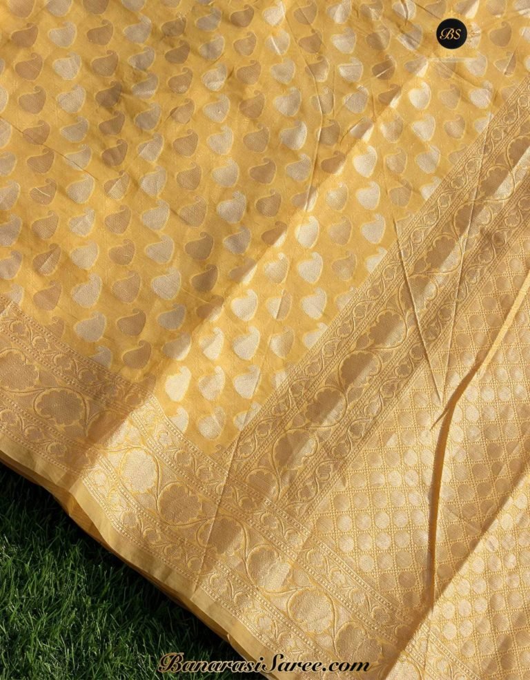 Banarasi Handloom Kora Silk Resham and Golden Zari Booty Saree - Image 2