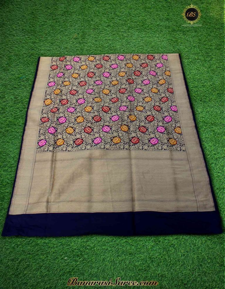 Pure Banarasi Handloom Katan Silk Navy Blue Color Vasket Saree - Image 3
