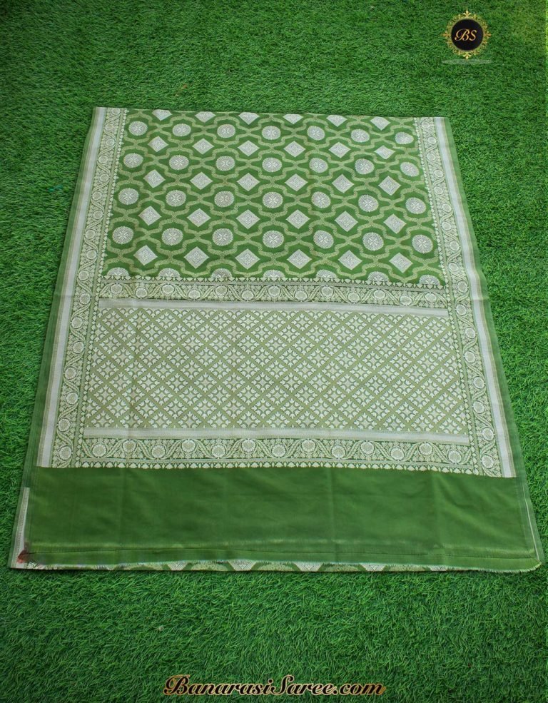 Banarasi Handloom Soft Silk Zari Boota Saree - Image 3