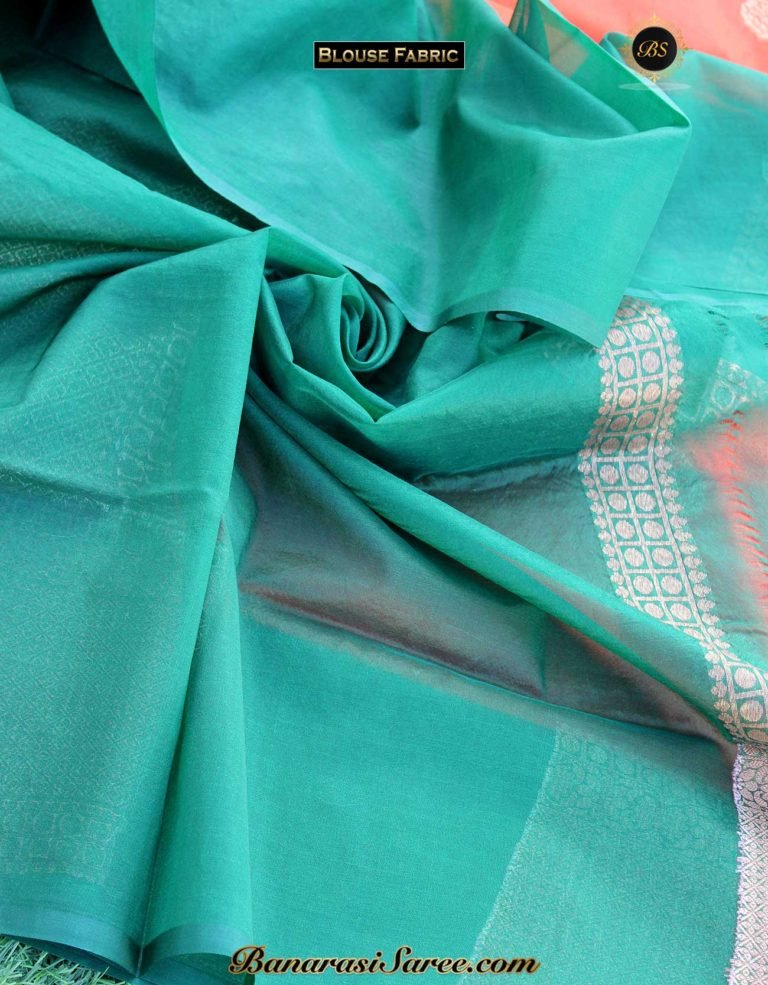 Banarasi Handloom Kora Silk Antique Zari Boota Saree - Image 4