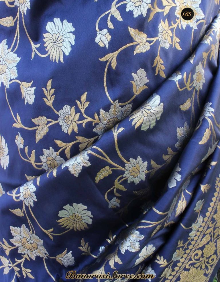 Banarasi Handloom Soft Silk Navy Blue Sona Roopa Jaal Saree - Image 4