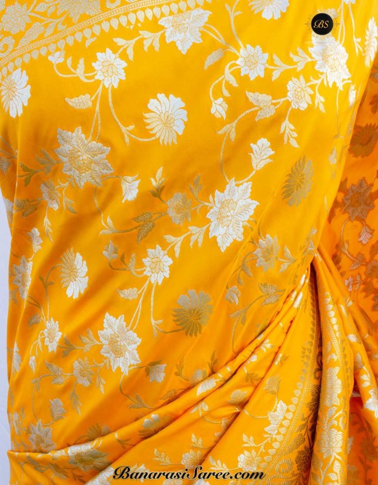 Banarasi Handloom Soft Silk Golden Sona Roopa Jaal Saree - Image 2