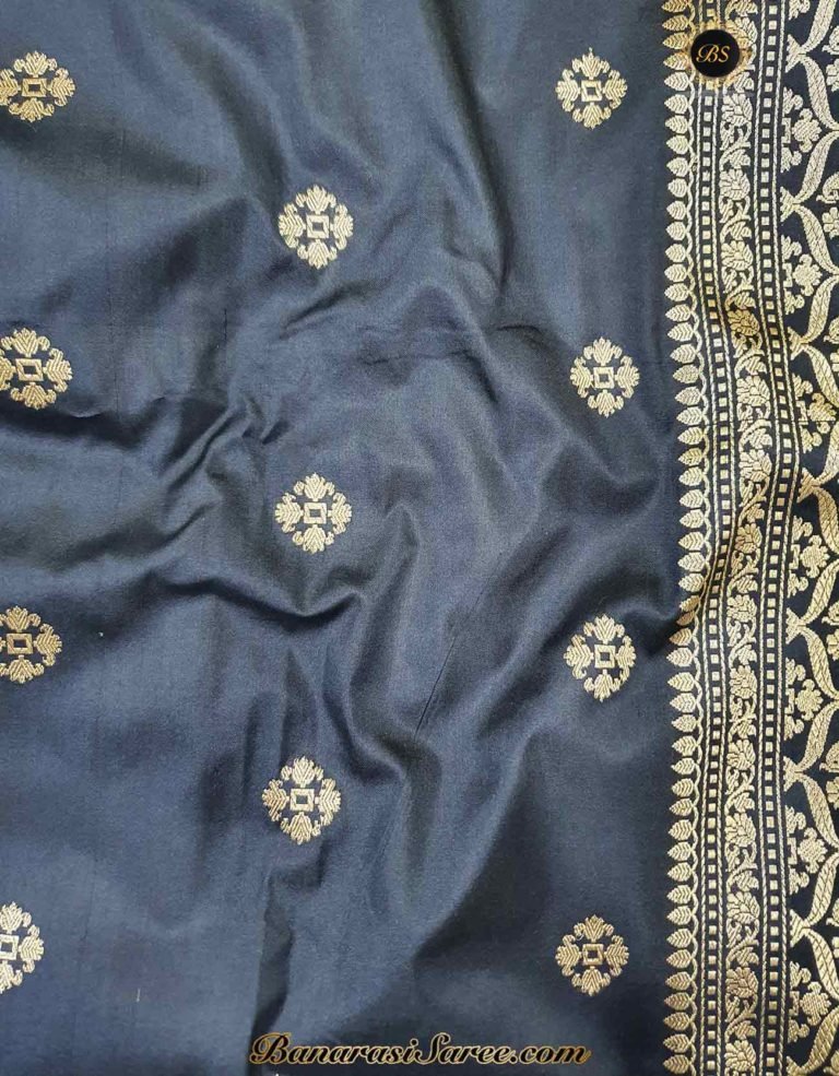 Pure Banarasi Handloom Katan Silk Black Color Zari Booty Saree - Image 4