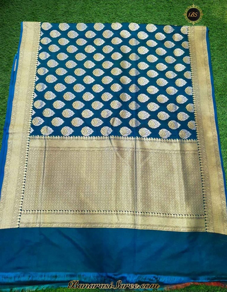 Banarasi Handloom Soft Silk Navy Blue Color Sona Roopa Boota Saree - Image 5
