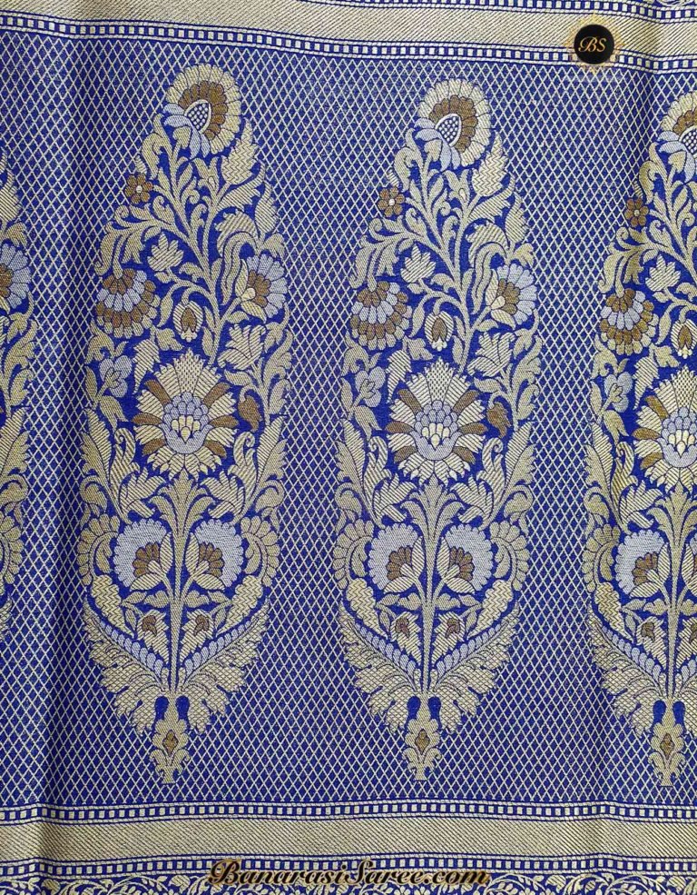 Banarasi Handloom Soft Silk Royal Blue Color Sona Roopa Jaal Saree - Image 5