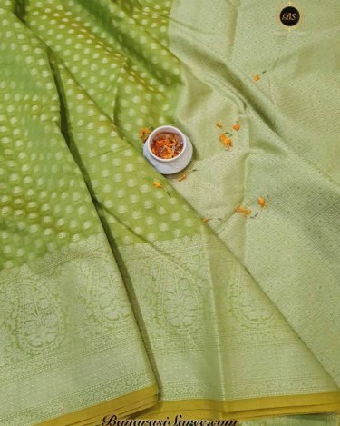 Banarasi Handloom Cotton Silk Pista Green Booty Saree