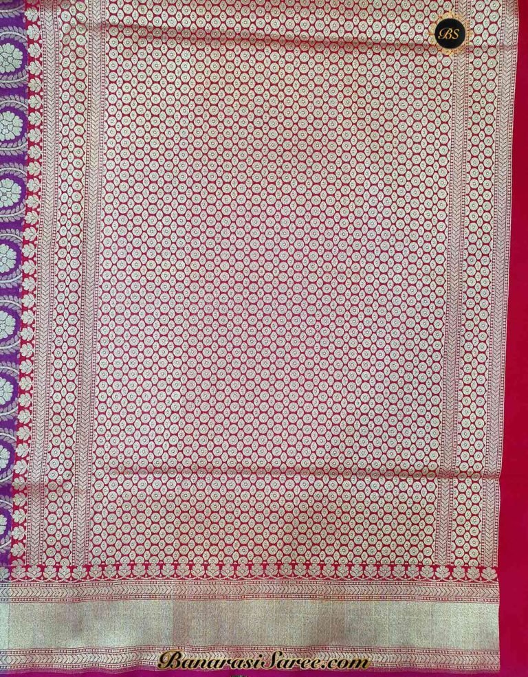 Banarasi Handloom Soft Silk Magenta Color Zari Jaal Saree - Image 4
